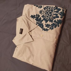 Men's long sleeved shirt